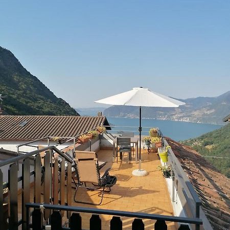 Casa Vacanze 'La Piazza' Villa Zone ภายนอก รูปภาพ