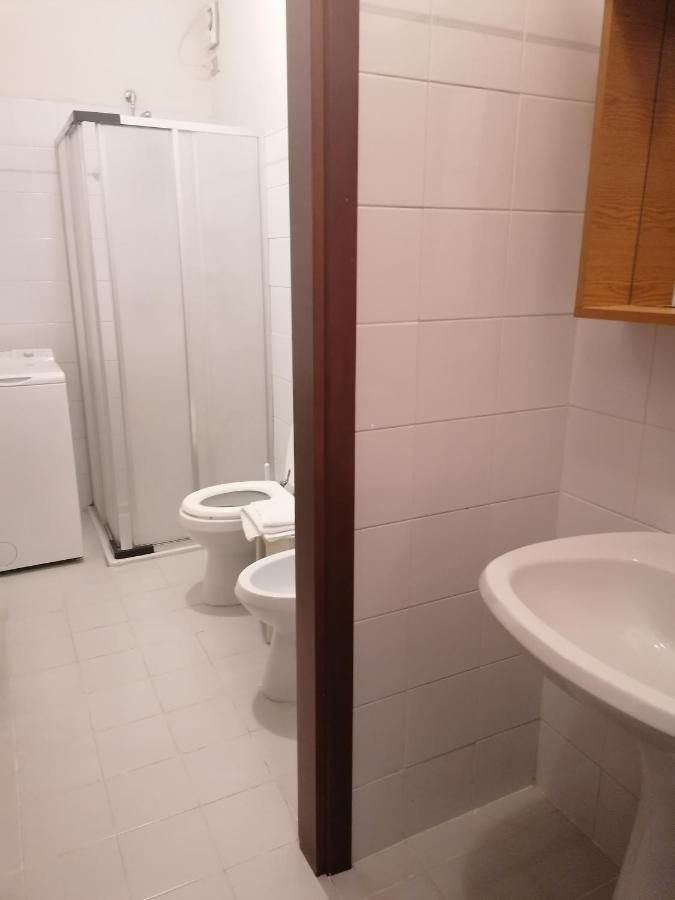 Casa Vacanze 'La Piazza' Villa Zone ภายนอก รูปภาพ
