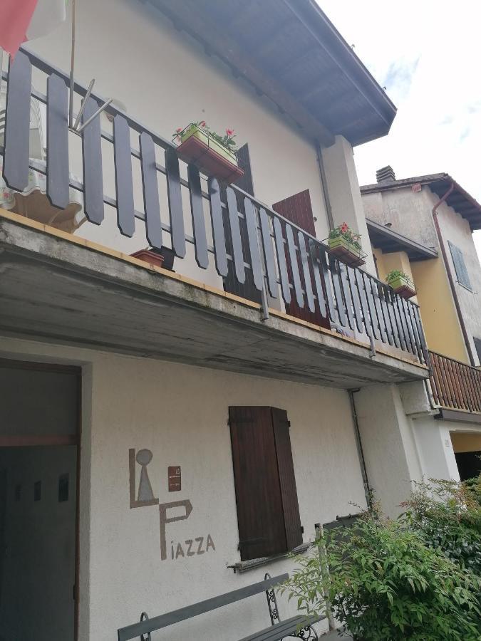 Casa Vacanze 'La Piazza' Villa Zone ภายนอก รูปภาพ