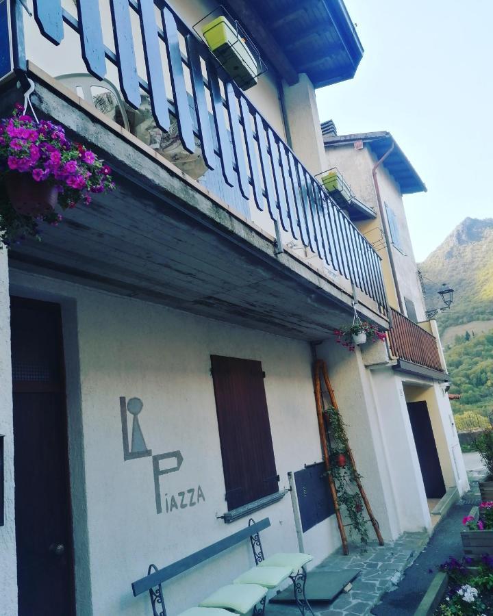 Casa Vacanze 'La Piazza' Villa Zone ภายนอก รูปภาพ