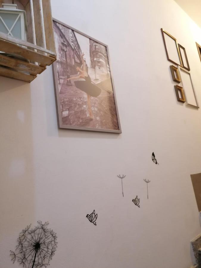 Casa Vacanze 'La Piazza' Villa Zone ภายนอก รูปภาพ