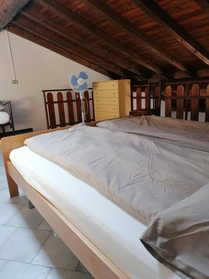 Casa Vacanze 'La Piazza' Villa Zone ภายนอก รูปภาพ