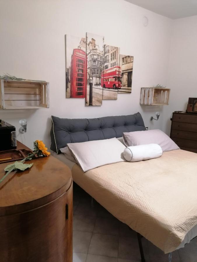 Casa Vacanze 'La Piazza' Villa Zone ภายนอก รูปภาพ