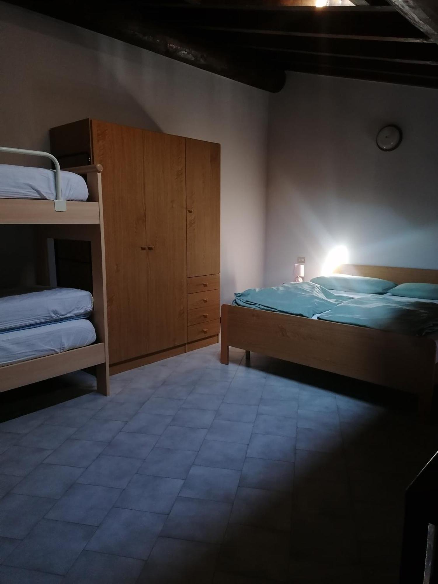 Casa Vacanze 'La Piazza' Villa Zone ภายนอก รูปภาพ