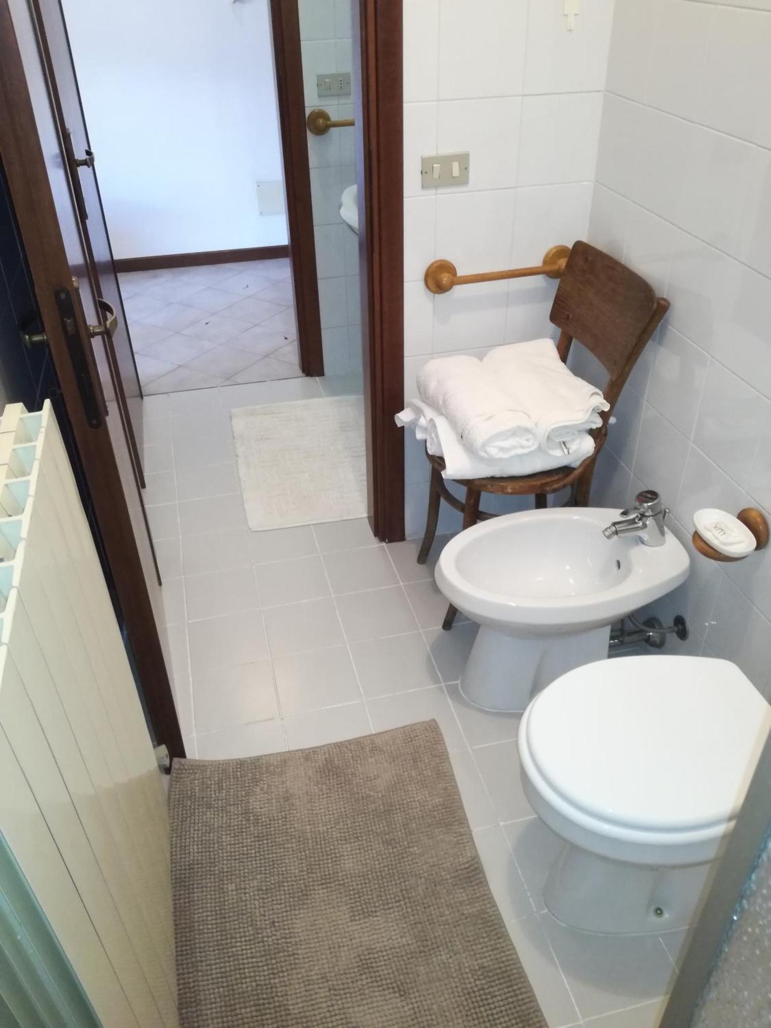 Casa Vacanze 'La Piazza' Villa Zone ภายนอก รูปภาพ