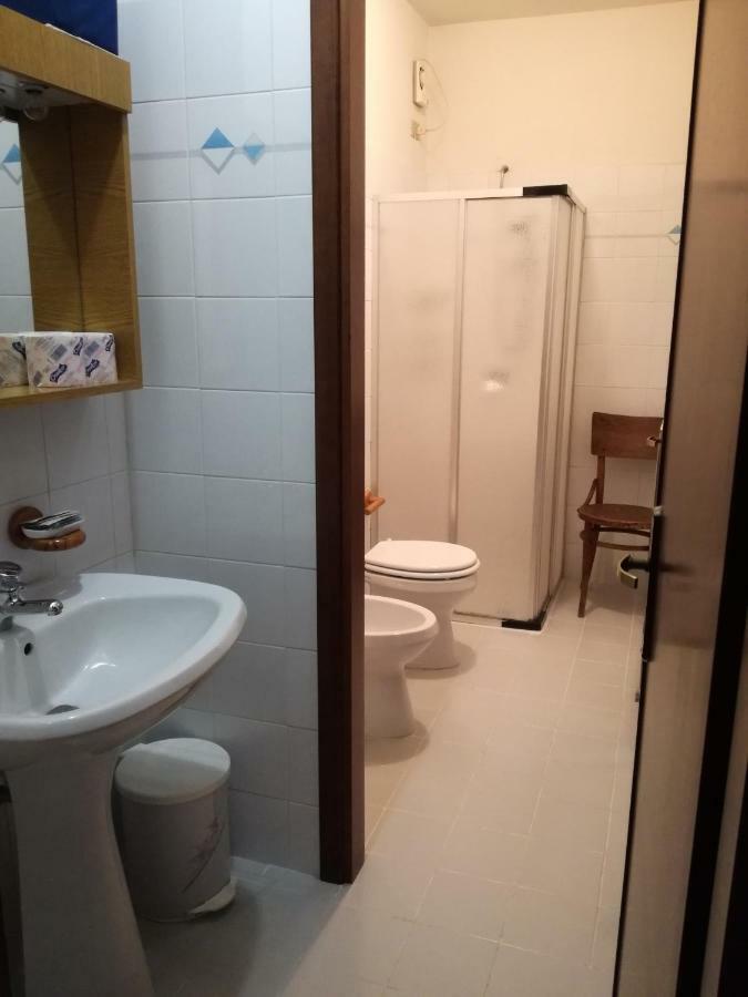 Casa Vacanze 'La Piazza' Villa Zone ภายนอก รูปภาพ